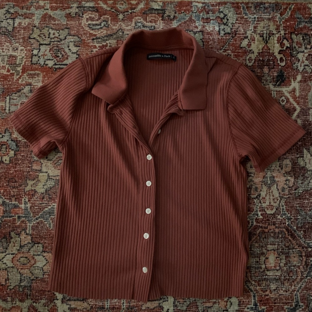 Abercrombie & Fitch top